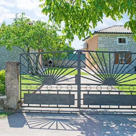 Casa Balarini Holiday home Sumber